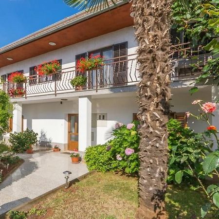 Apartment Dory By Rent Istria Пореч Екстер'єр фото